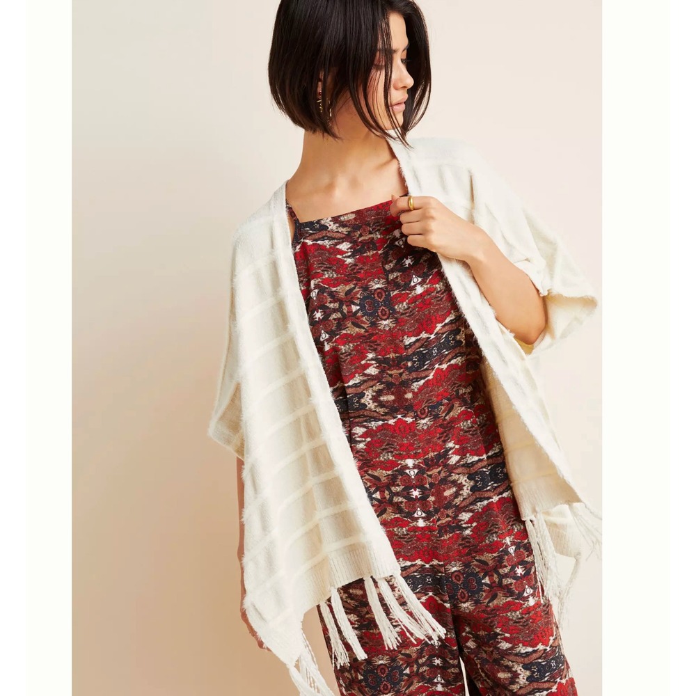 Anthropologie Akemi + Kin Poncho One Size OS‎ Chenille Ivory Striped Fringe Boho